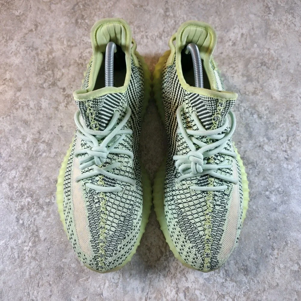 Yeezy Boost 350 V2 Yeezreel Adidas Non-Reflective Mens Size 10.5 Sneakers FW5191